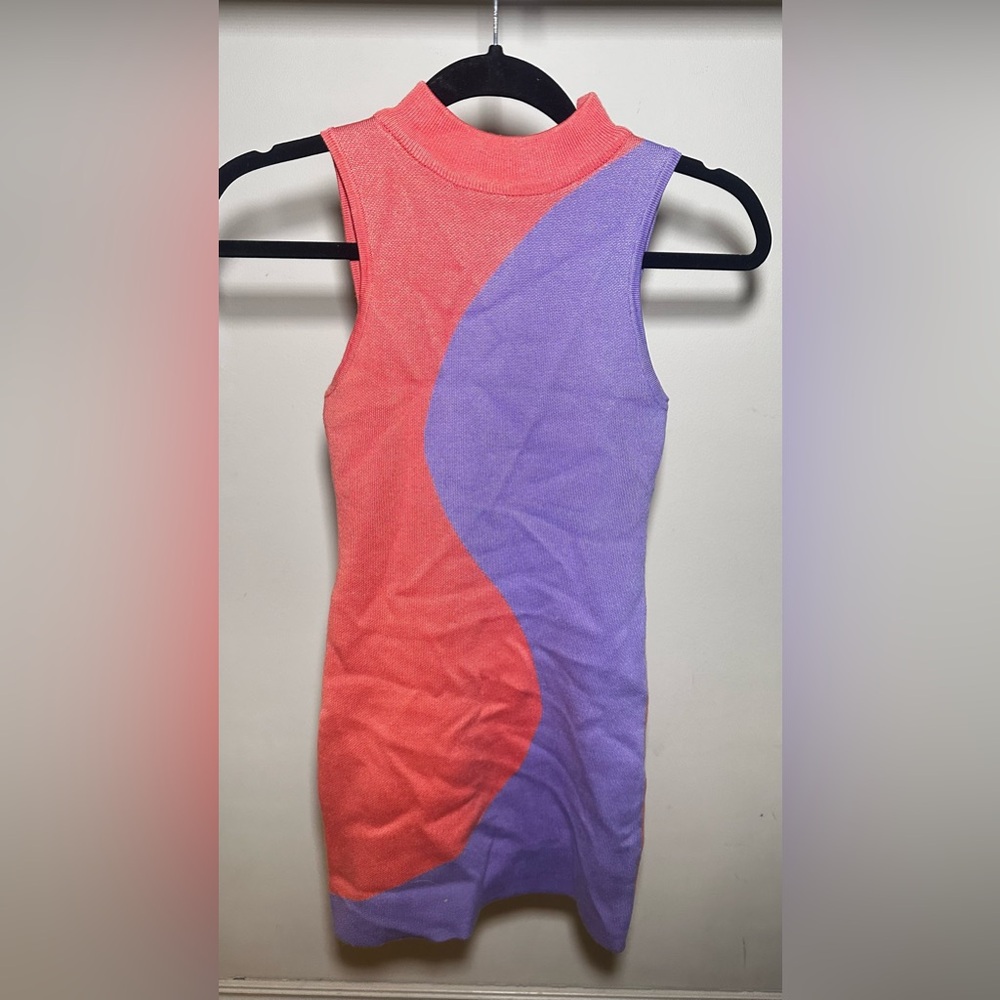 Vrg girl size 6. Mini dress with stretch